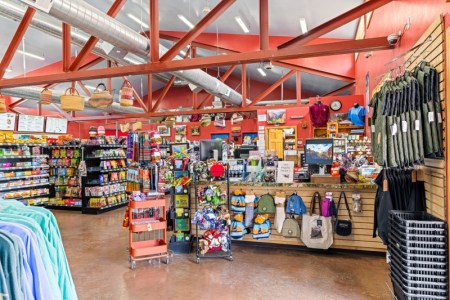 Hoodoos General Store